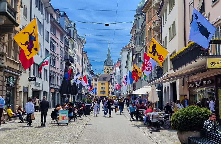 Rhine fall Visit and Zurich Open Top City Tour - Small details that make the day easier