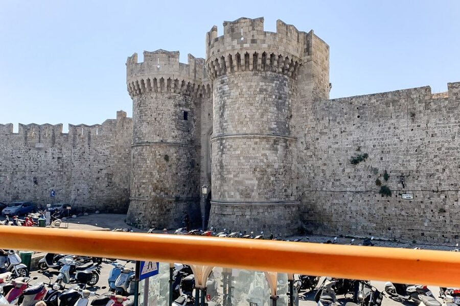 Rhodes: Hop-On Hop-Off Sightseeing Bus Tour - New Market, Commercial Streets, and the Modern Center