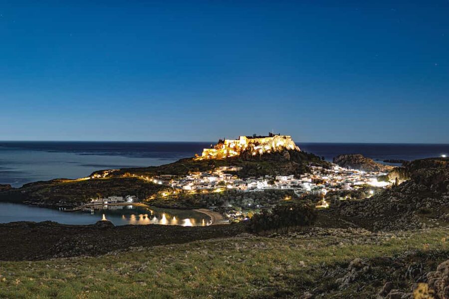 Rhodes: Lindos by night - Bus tour with free time to explore - Key points at a glance