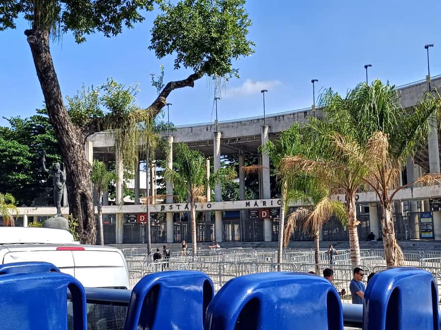 Rio Samba Bus: hop-on hop-off city tour in Rio de Janeiro - Sugarloaf views and the Rio Sul stop