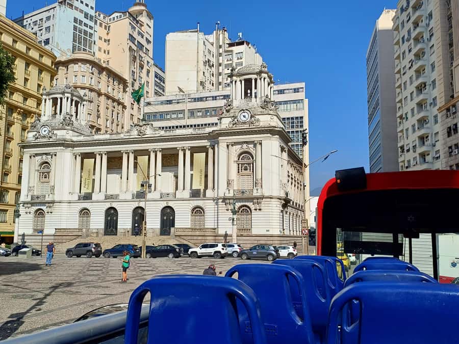 Rio Samba Bus: hop-on hop-off city tour in Rio de Janeiro - Starting in Copacabana at Stations 5 through 2