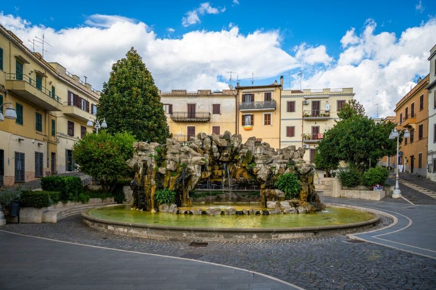 Rome: Castelli Romani Hop-on and Hop-off Tour - Choosing Line 1 on Saturday