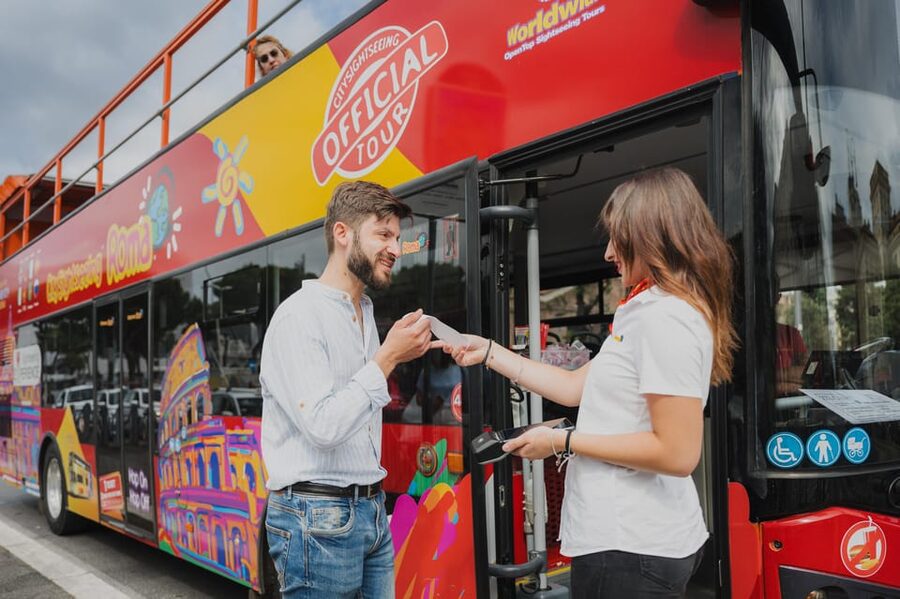 Rome: City Sightseeing Hop-on Hop-off Bus with Audioguide - Circus Maximus, Piazza Venezia, and Largo Argentina