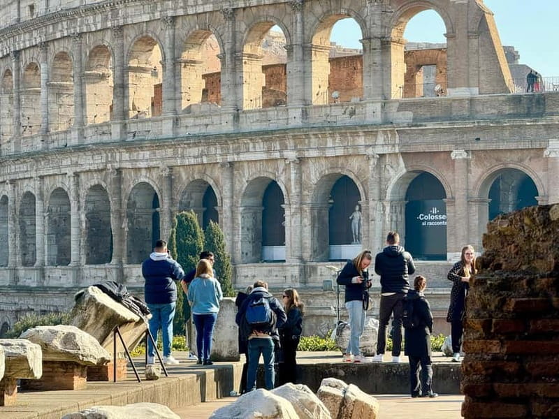 Rome: Hop-on Hop-off Bus and Colosseum, Ancient Rome Tour - How to use the 2.5-hour bus loop