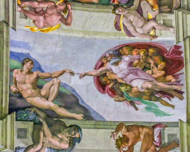 Rome: Hop-on-Hop-off Bus with Vatican and Sistine Chapel - Why the guide matters
