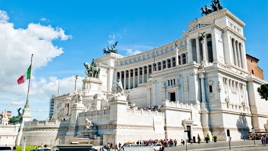Rome: Hop-on-Hop-off Bus with Vatican and Sistine Chapel - Riding Rome’s Green Line