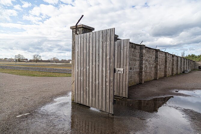 Sachsenhausen Concentration Camp Bus Tour - Who should book this Sachsenhausen tour?