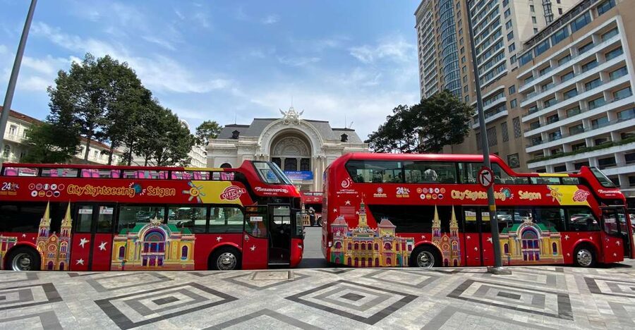 Saigon: City Sightseeing Hop-On Hop-Off Bus Tour - Blue Route: District 5, markets, and pagodas