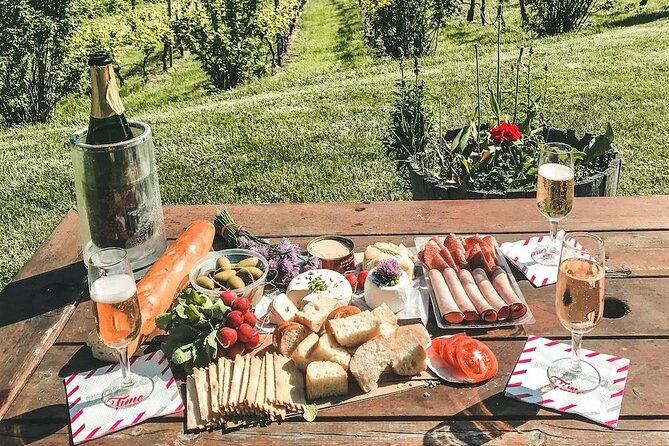 Salt Spring Island "Artisan Trail" Hop On Hop Off Tour! - How the Salt Spring Artisan Trail Works