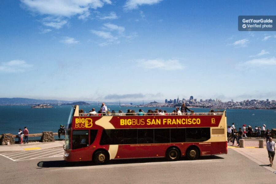 San Francisco: Alcatraz Island & 48-Hour Hop-On Hop-Off Tour - Redeeming the voucher at 99 Jefferson Street