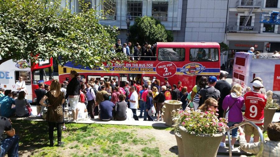 San Francisco: Hop-On Hop-Off Deluxe Bus Tour with 20 Stops - Quick reasons to consider this city tour