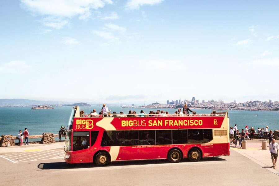 San Francisco: Hop-On Hop-Off Sightseeing Tour with 17 Stops - Union Square, SFMOMA, and the central city