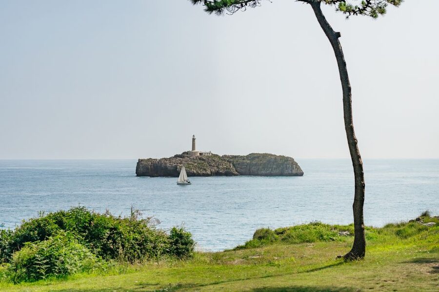 Santander: City Sightseeing Hop-On Hop-Off Bus Tour & Train - Stops 7 and 8: Mataleñas Park, Cabo Mayor, and Las Llamas