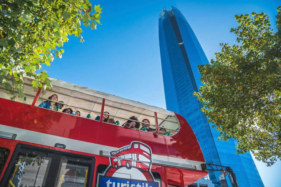 Santiago: Hop-on Hop-off Bus Day Ticket with Audio Guide - Costanera Center and the tallest tower in South America