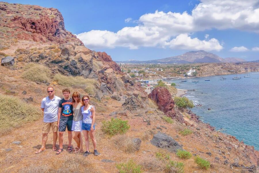 Santorini: Traditional Sightseeing Bus Tour with Oia Sunset - Emporio and the older side of the island