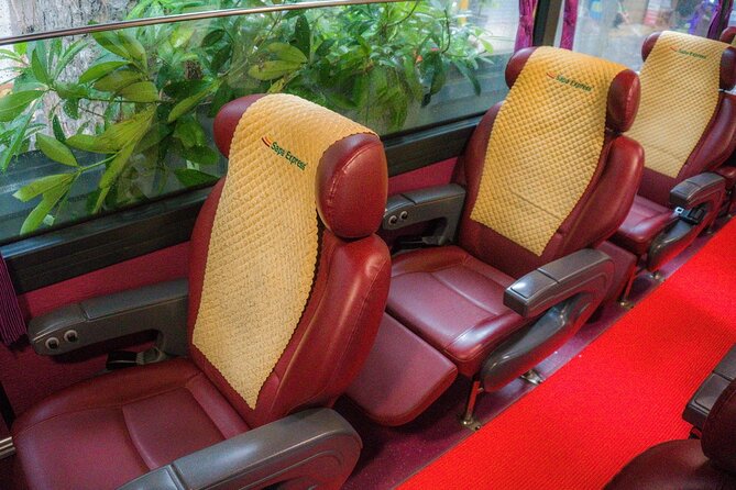 Sapa Express Bus From Hanoi To Sapa Or Return - What the morning bus to Sapa is like