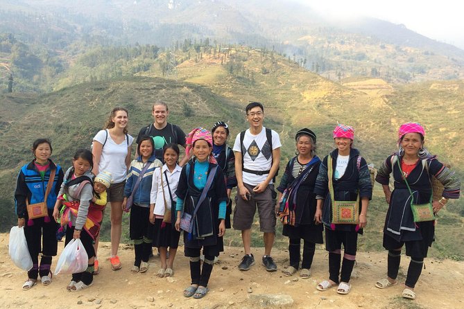 Sapa Trek Tour with Sleeper Bus/Night Train - Overnight at Hotel - Bac Ha Market is the special Sunday add-on
