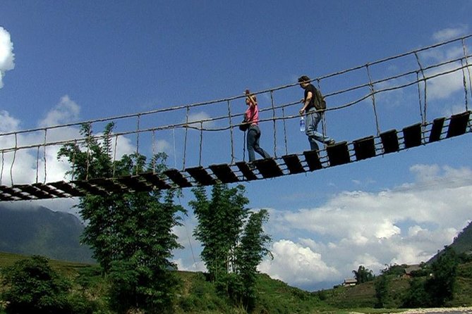Sapa Trek Tours -2D1N Stay At 3*** -TRANSFER BY SLEEPING BUS - An evening in Sapa town