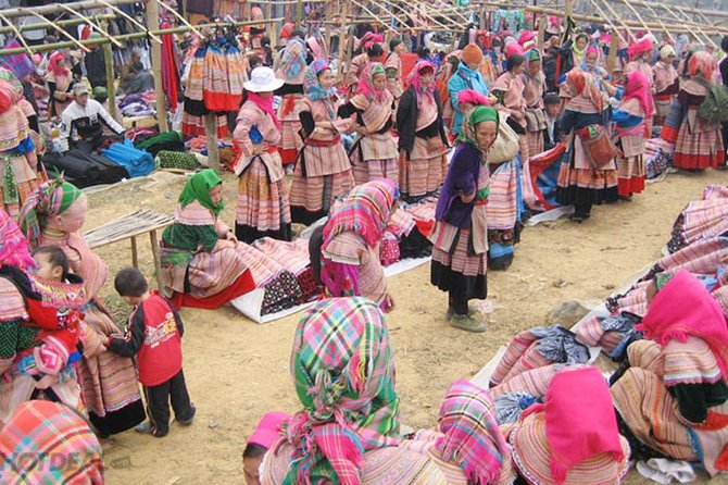 Sapa Trek Tours -2D1N Stay At 3*** -TRANSFER BY SLEEPING BUS - Should you book it?
