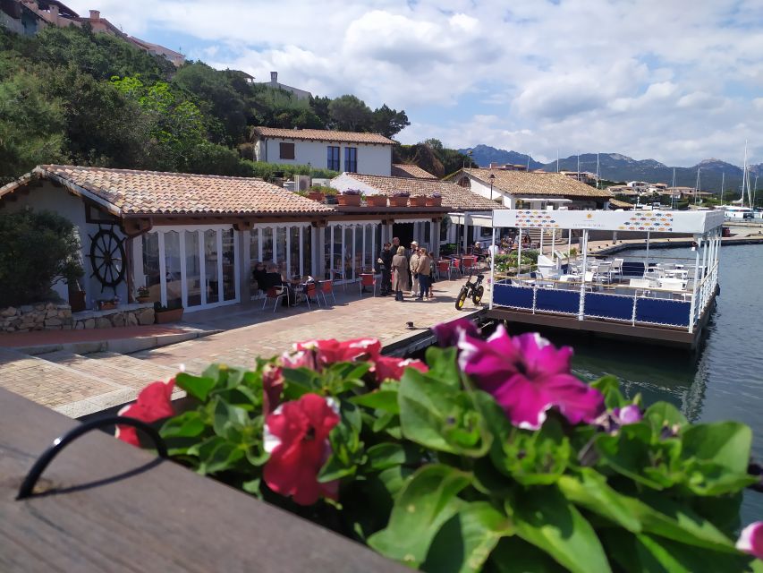 Sardinien: Tour entlang der Smaragdküste im Minibus - Lunch, timing, and the value of flexibility