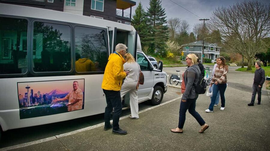 Seattle: 3-Hour City Tour by Bus - Pioneer Square’s older Seattle