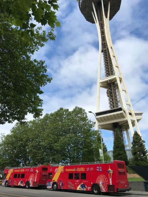 Seattle: Hop-on Hop-off Bus Tour and Sky View Observatory - Use Pike Place Market as your main hopping-off stop
