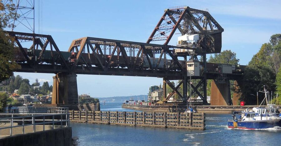 Seattle: Sightseeing Bus Tour with the Ballard Locks - Key points at a glance