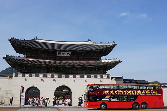 Seoul Hop-On Hop-Off Downtown Palace Course - Changdeokgung: allow time beyond the bus ride