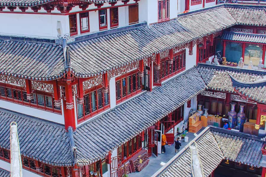 Shanghai：Old Town, Yu Garden, Zhujiajiao Water Town Bus Tour - What the $91 price really buys you