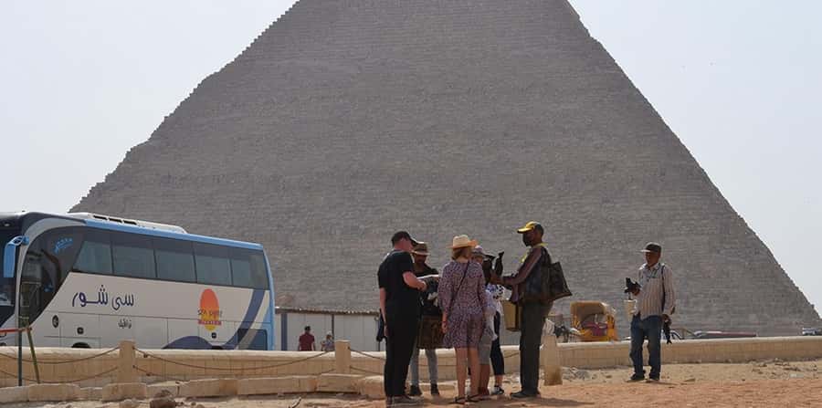 Sharm El Sheikh: Great Pyramids, Sphinx, Museum Tour by Bus - The Sphinx and its famous profile