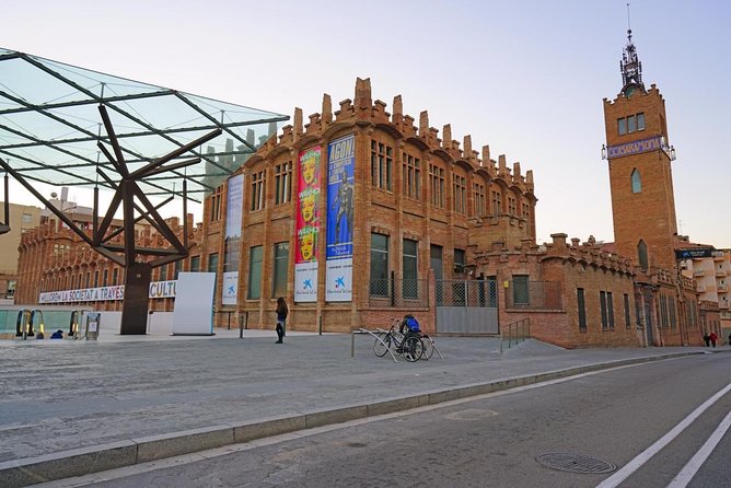 Shore Excursion: Barcelona City Tour Hop-On Hop-Off - Two Barcelona routes for one broad first look