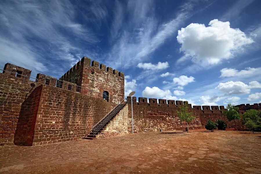 Silves and Monchique Mountain: Guided Bus Tour - Silves and its Moorish castle