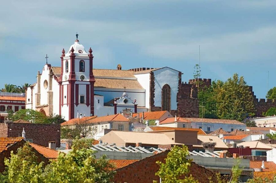 Silves and Monchique Mountain: Guided Bus Tour - Starting from the Algarve coast