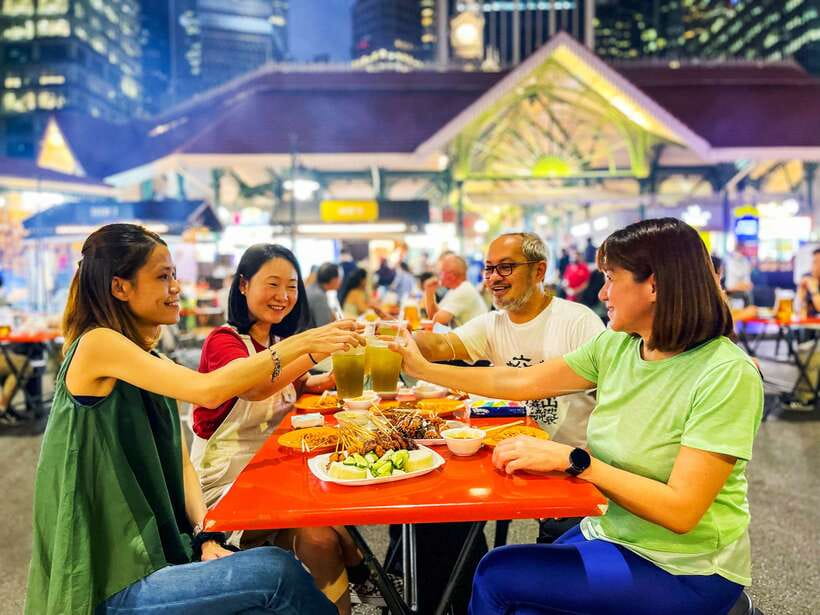 Singapore: Big Bus Night Tour by Open-Top Bus & Live Guide - Key points to know before booking