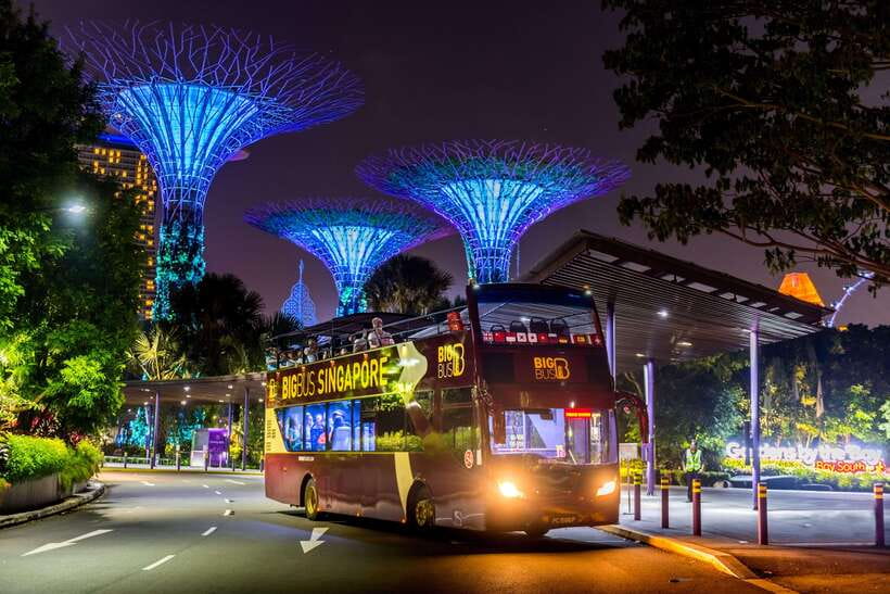 Singapore: Big Bus Night Tour by Open-Top Bus & Live Guide - Marina Barrage gives you the best skyline pause