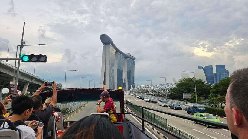 Singapore: Big Bus Night Tour by Open-Top Bus & Live Guide - How the $51 price compares with doing it yourself