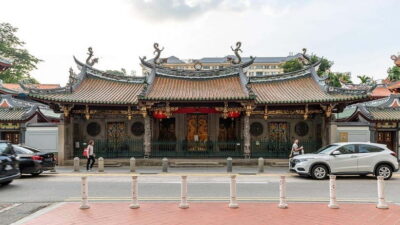 Shared City Tour by Van/Bus