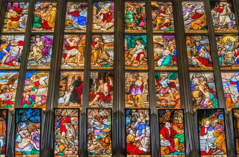 Skip-the-Line Duomo & La Scala Museum Tour + Hop On Hop Off - Dress rules and what you cannot bring