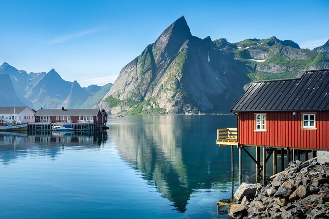 Special Summer Cruise Bus Tour of Lofoten - Hamnøy and Sakrisøy, Lofoten’s famous village views