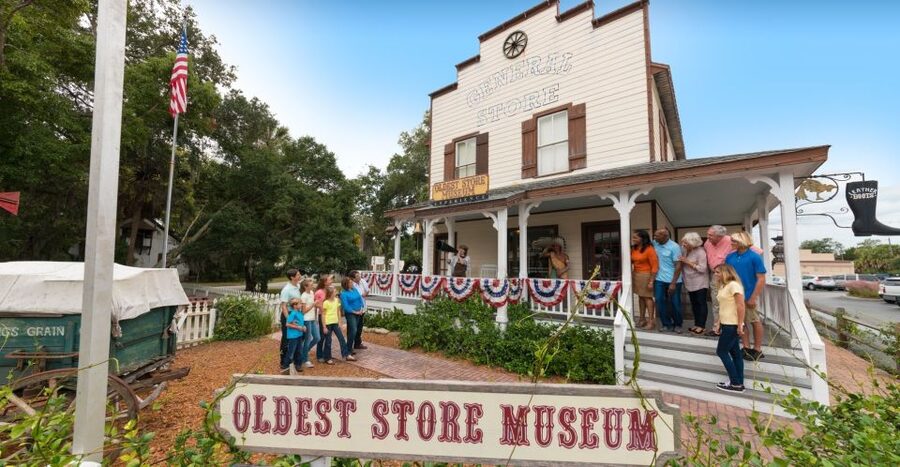 St. Augustine: Hop-on Hop-off Trolley Tour with Museum Entry - Castillo de San Marcos and the Colonial Quarter