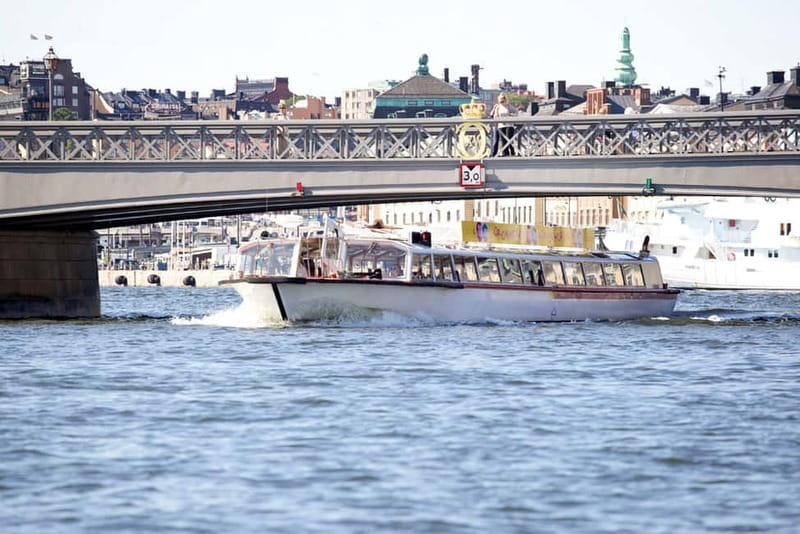 Stockholm: Hop On-Hop Off Bus or Boat - The boat route, from the palace to Fotografiska