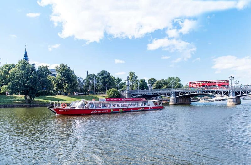 Stockholm: Hop-On Hop-Off Bus or Boat Option - Why the bus and boat combination works in Stockholm