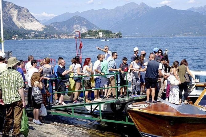 Stresa: 1-Day 3 Borromean Islands Hop-On Hop-Off Boat Tour - Comfort, crowding, and communication