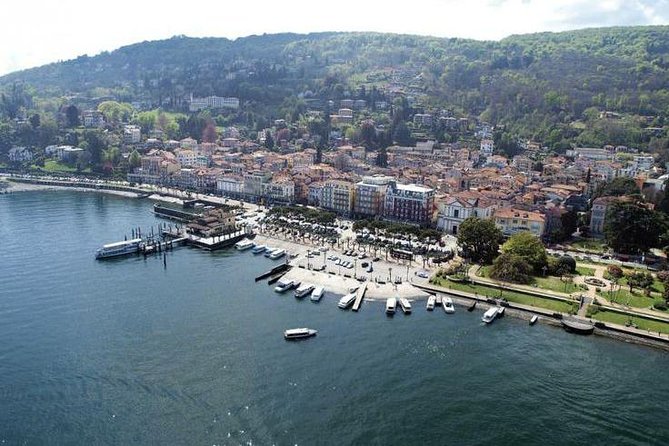 Stresa: 1-Day 3 Borromean Islands Hop-On Hop-Off Boat Tour - Who should book this boat tour