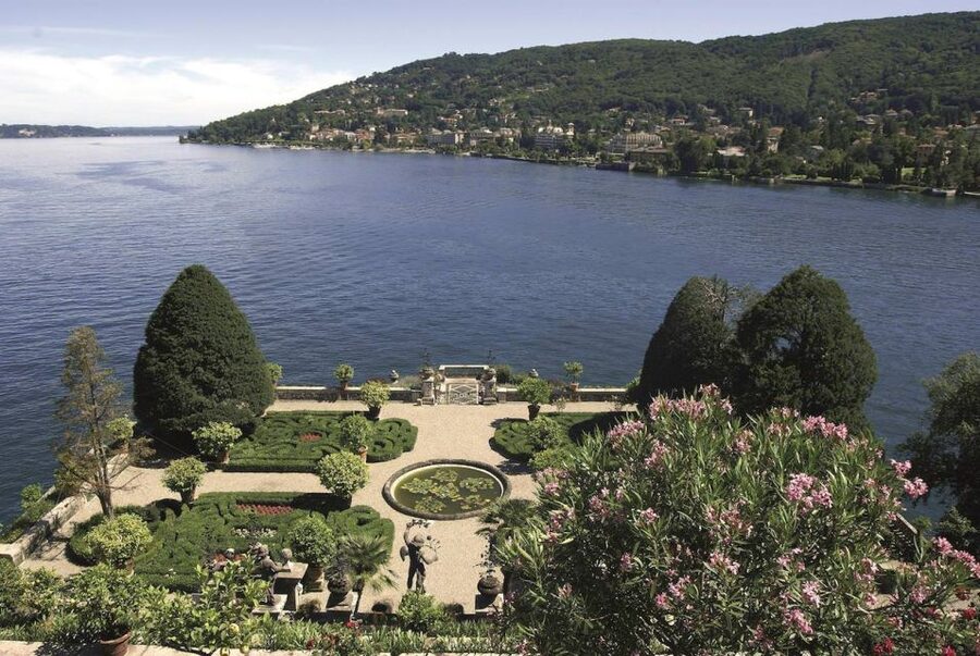 Stresa: Isola Bella Hop-on Hop-off Boat Tour - Timing, weather, and practical limits