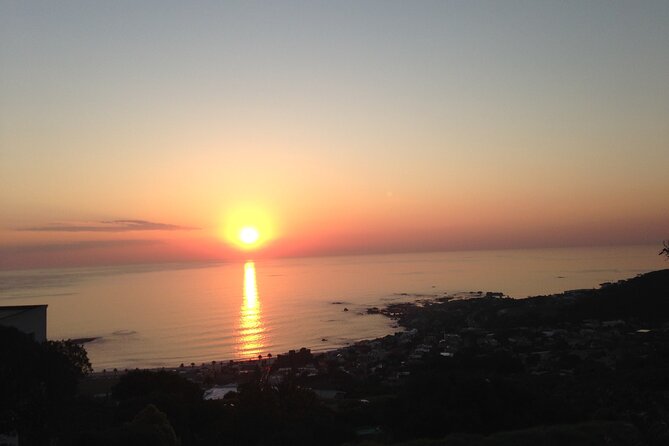 Summer Sunset Bus Tour in Cape Town - The open-top bus is both a benefit and a risk
