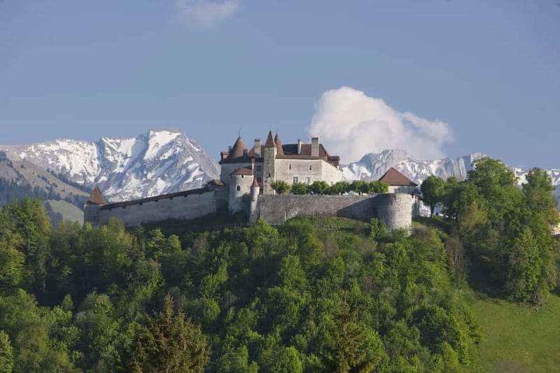 Switzerland: Train, Bus, Boat Travel Pass Flex - Is $373 a good value?