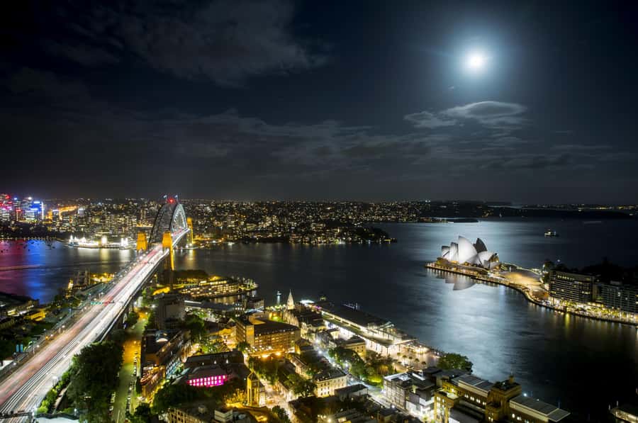 Sydney: Big Bus Panoramic Night Tour by Open-Top Bus - Mrs Macquarie’s Chair: the first 10-minute picture stop