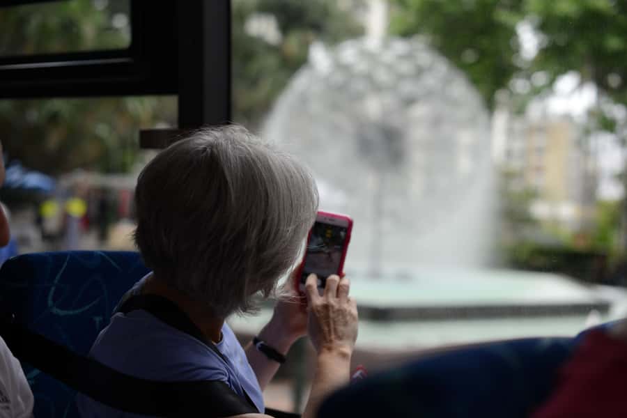 Sydney: City Highlights Guided Bus Tour - Finishing beside the Opera House