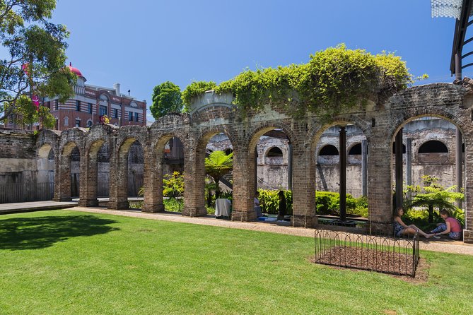 Sydney Guided Sightseeing Bus Tour - Rose Bay and the eastern suburbs show another side of Sydney